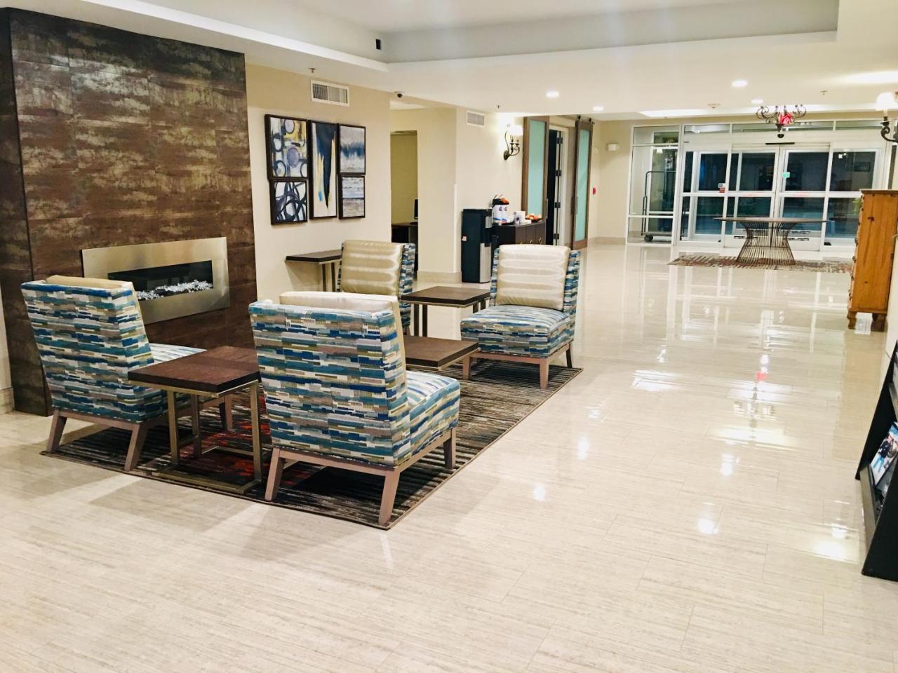 Baymont By Wyndham Albuquerque Airport Otel Dış mekan fotoğraf