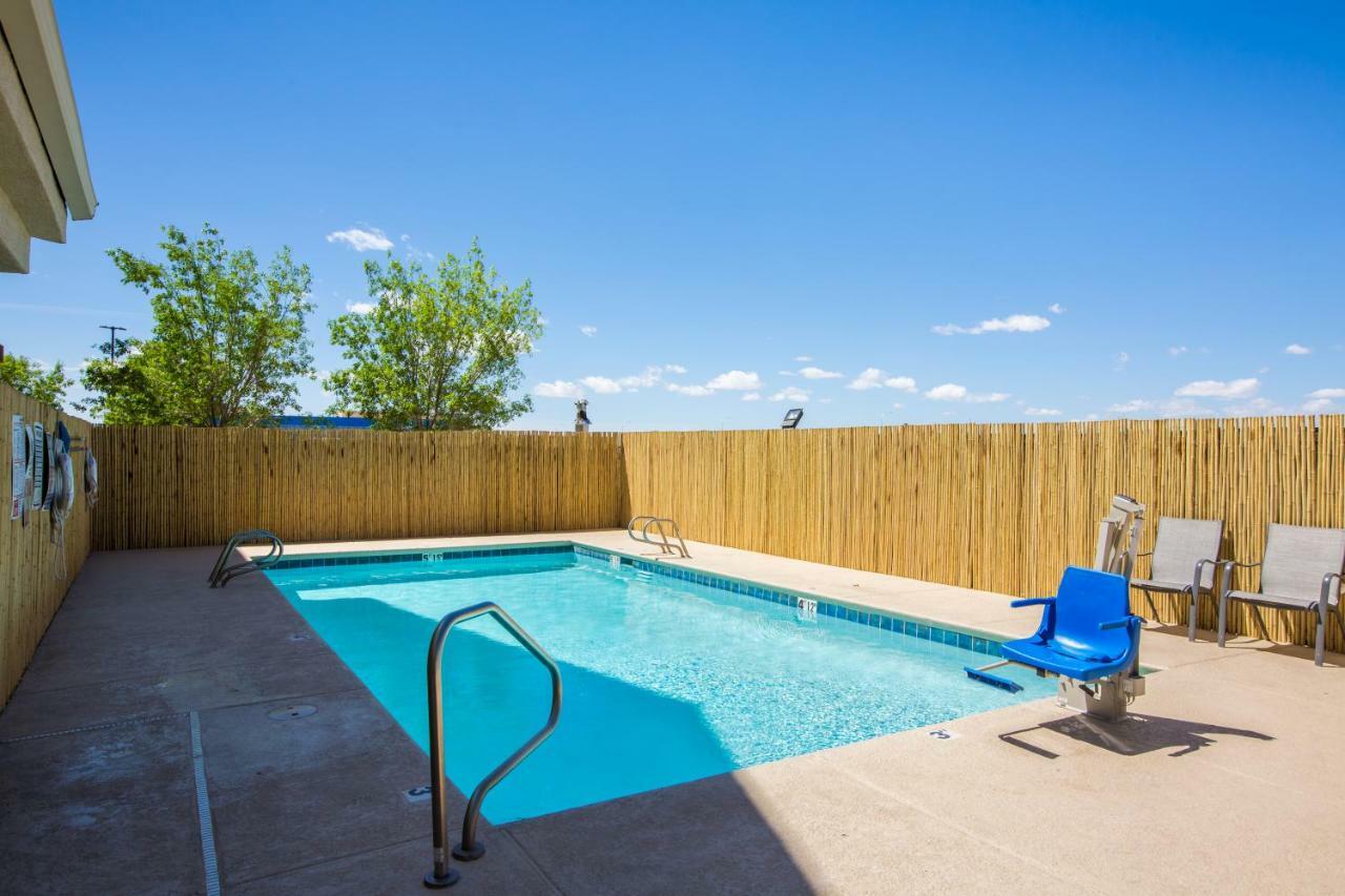 Baymont By Wyndham Albuquerque Airport Otel Dış mekan fotoğraf