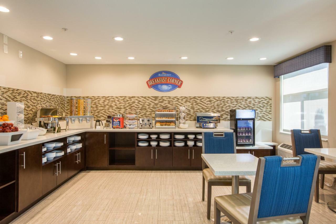 Baymont By Wyndham Albuquerque Airport Otel Dış mekan fotoğraf