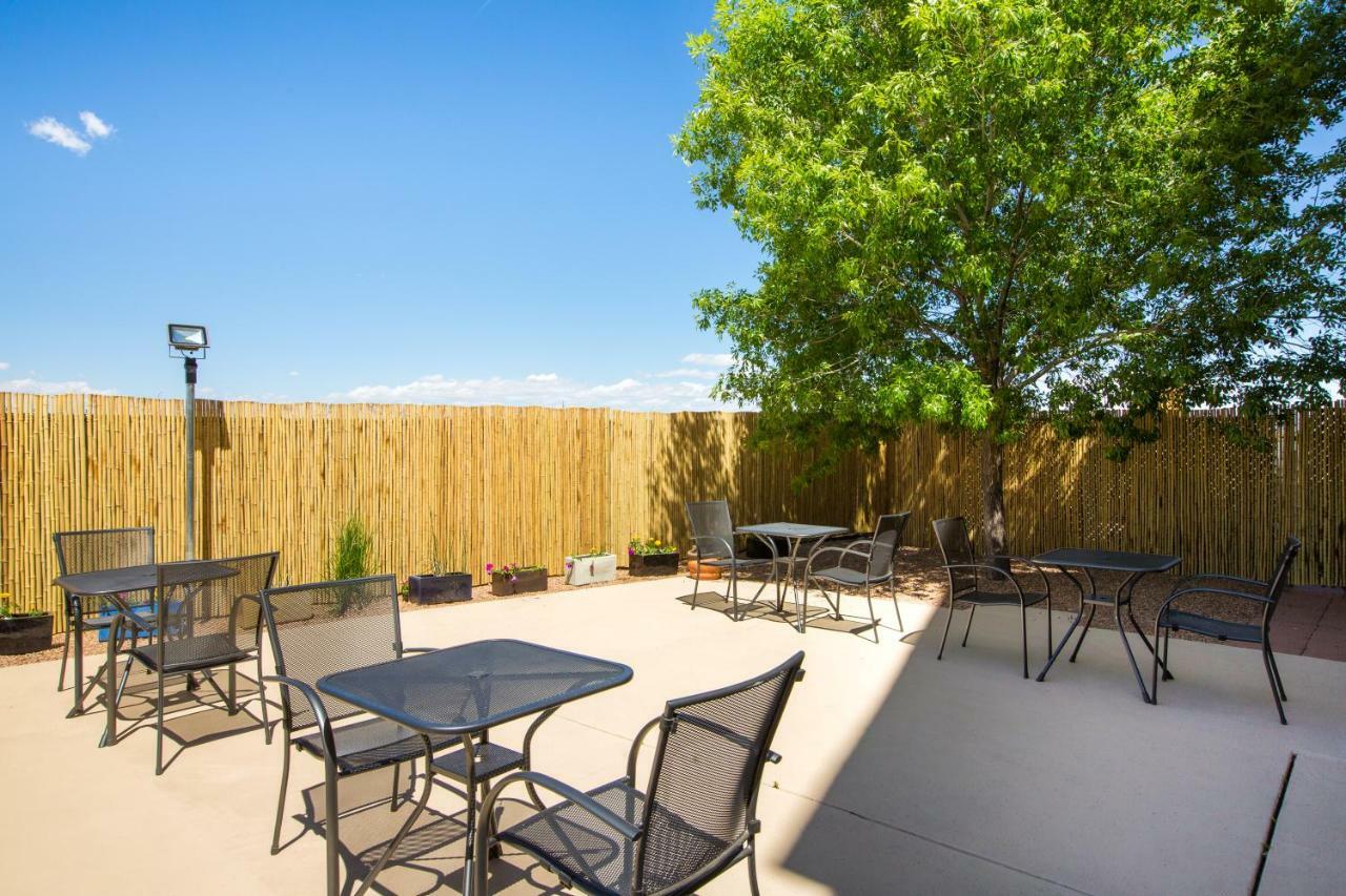Baymont By Wyndham Albuquerque Airport Otel Dış mekan fotoğraf
